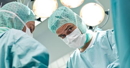 Fibrotomia – na czym polega? Jakie są wskazania i przeciwwskazania?