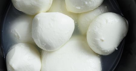Ogromne wsparcie dla jelit, kości, skóry. Jednak nie wszyscy mogą jeść