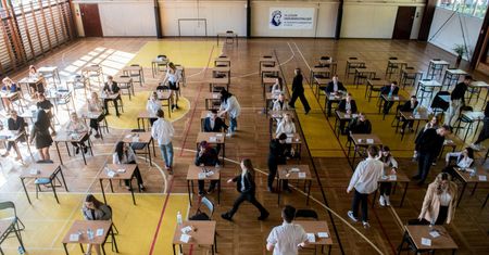 Wysyłają specjalne nadajniki. Chcą ukrócić przecieki na maturze
