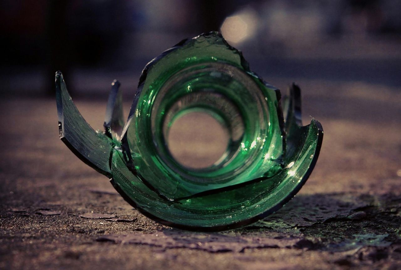 Cenią go nawet psychologowie. Test stłuczonej szklanki zdradzi o nas prawdę