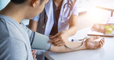 Trzej bezbólowi zabójcy. "Większość chorych nawet nie wie, że ma problem"