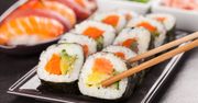 Sushi - jak zrobić i jeść? Składniki  i wskazówki