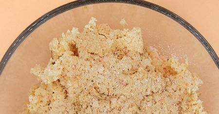 Płatki drożdżowe – naturalne źródło białka, witamin z grupy B i umami