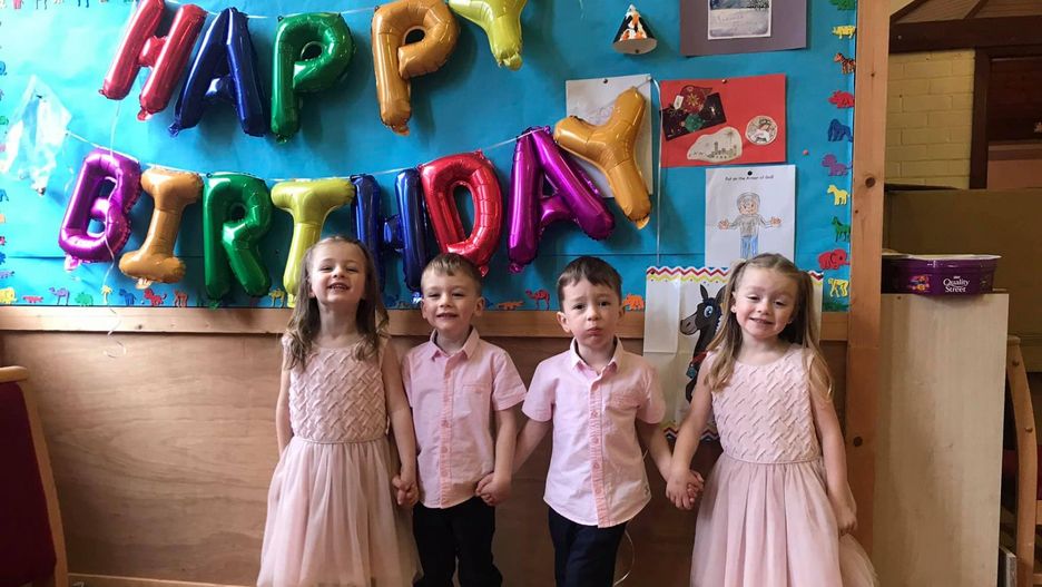 Czworaczki Davies skończyły 4 lata