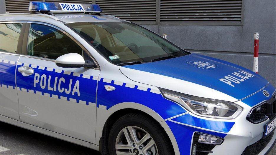 Łomża. 13-miesięczny chłopiec został porażony prądem. Prawdopodobnie dziecko włożyło sobie do ust ładowarkę elektryczną