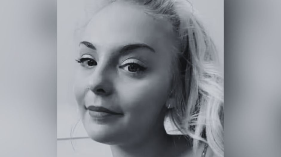 Zoe Bell, 28-letnia studentka pielęgniarstwa z High Wycombe, zmarła na sepsę po prawie 12 godzinach oczekiwania na oddziale ratunkowym