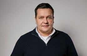 Od dziecka zmagał się z otyłością. "Nie wiem, jak wyglądam od szyi w dół"