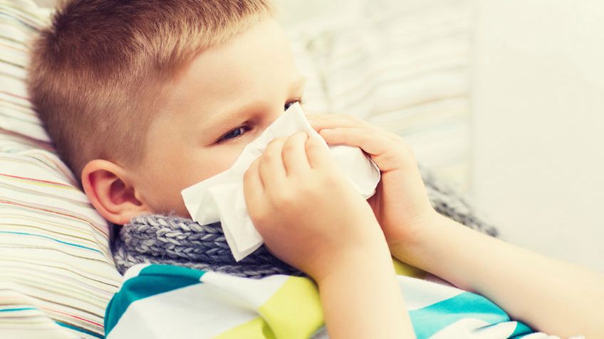 Z katarem do przedszkola - według niektórych rodziców to powinno być normą.