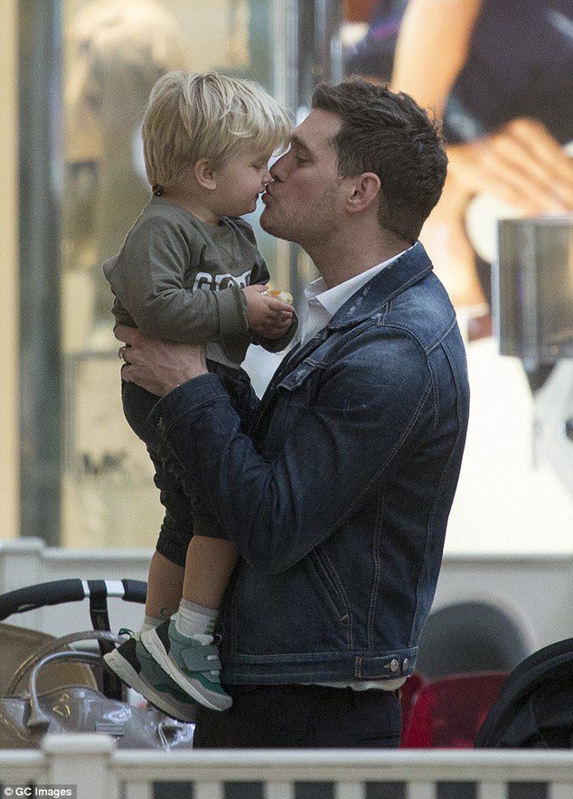 Michael Bublé z synem Noah/DailyMail