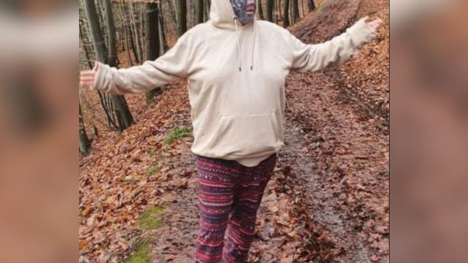 Mama ma 800 tatuaży. Próbowała je zakryć makijażem