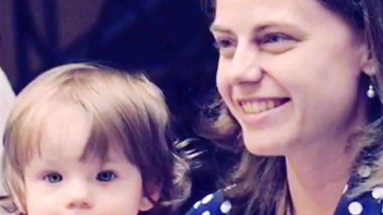 Dziecko zmarło w foteliku samochodowym