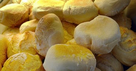 Uważana za najzdrowszą mąkę świata. Obniża cholesterol, reguluje cukier we krwi