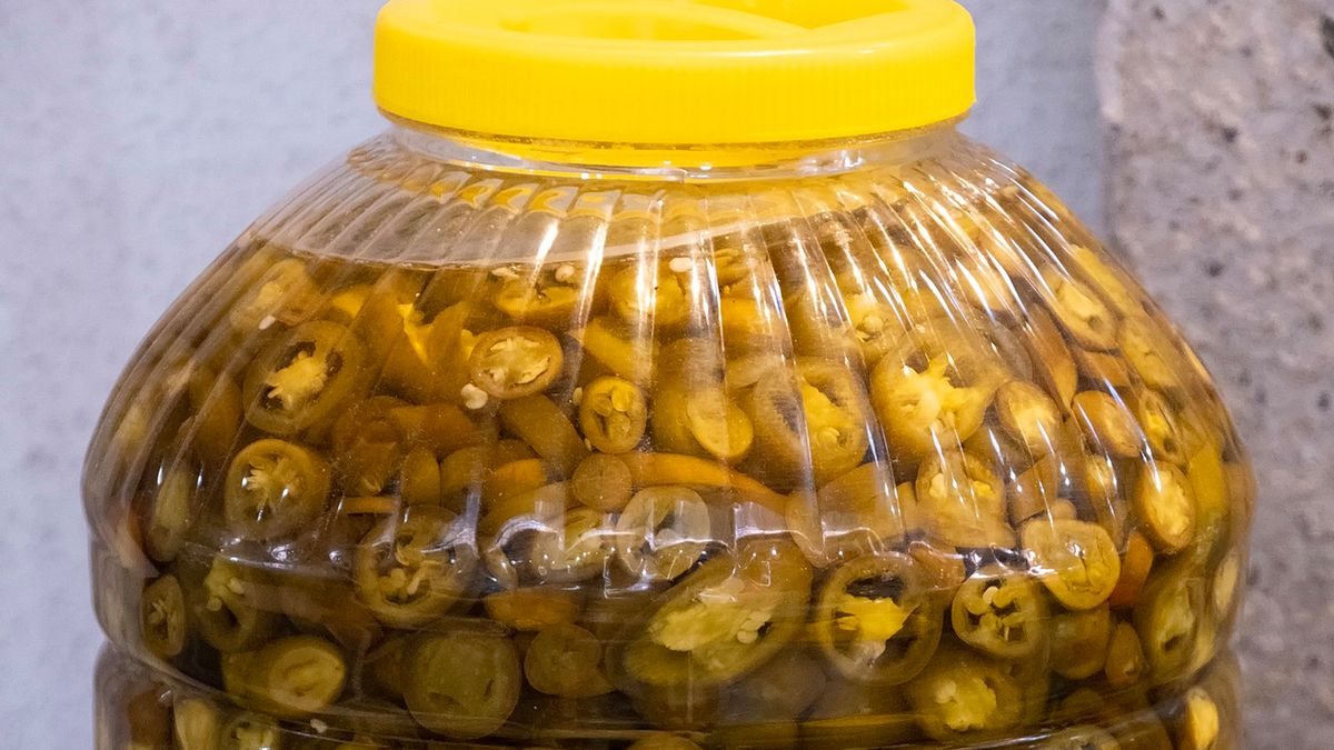 Najlepszy probiotyk dla jelit. Jedz codziennie, ale pamiętaj o jednym