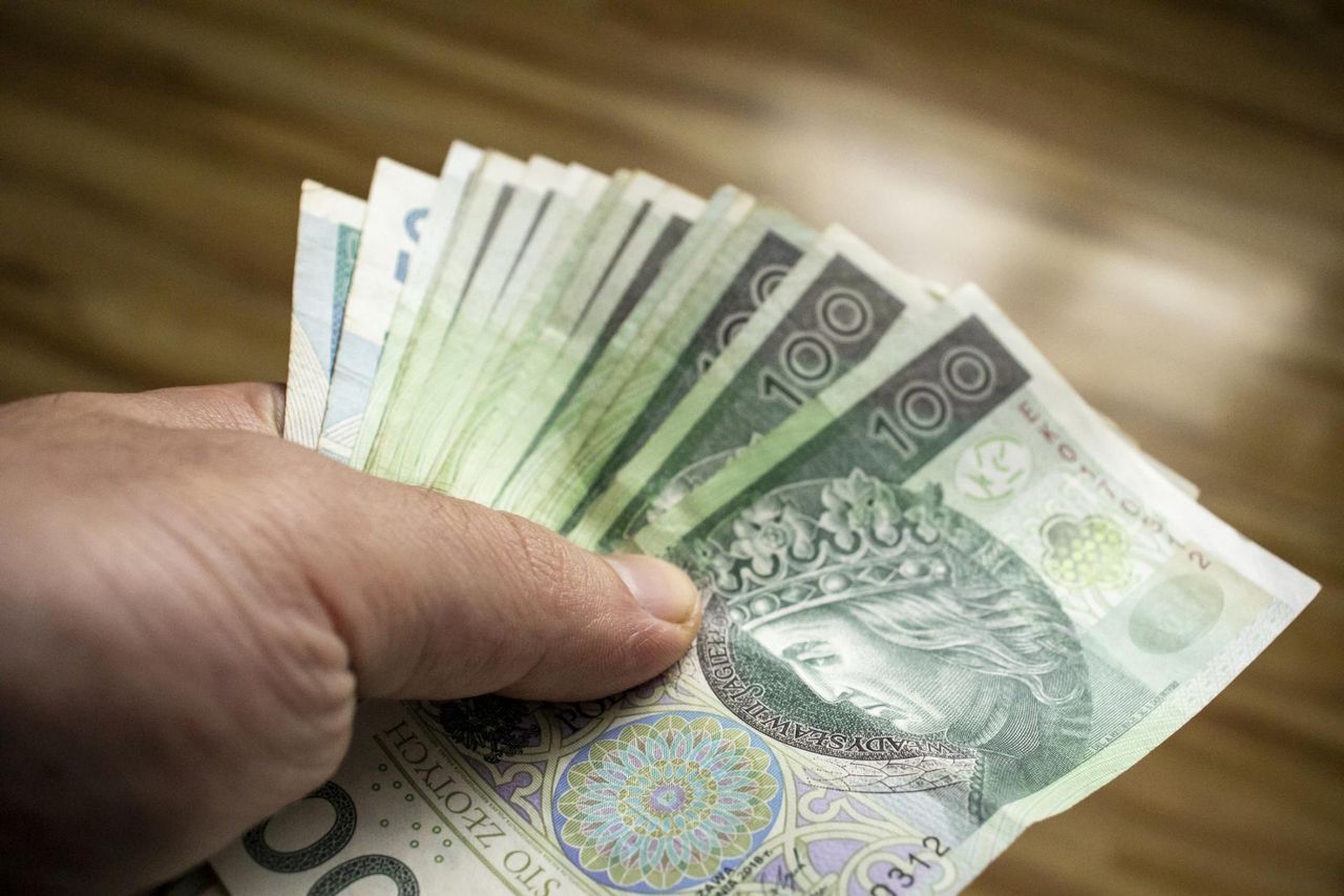 400 zamiast 800 plus? W tych sytuacjach ZUS wypłaci mniej