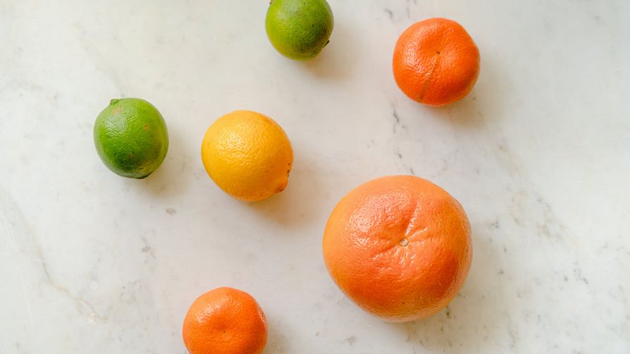 Cykata to skórki owoców: pomarańczy, cytryn, melona, arbuza, ale również liście tataraku smażone w cukrze. Używa się ich do przygotowywania oraz dekorowania wyrobów cukierniczych. 