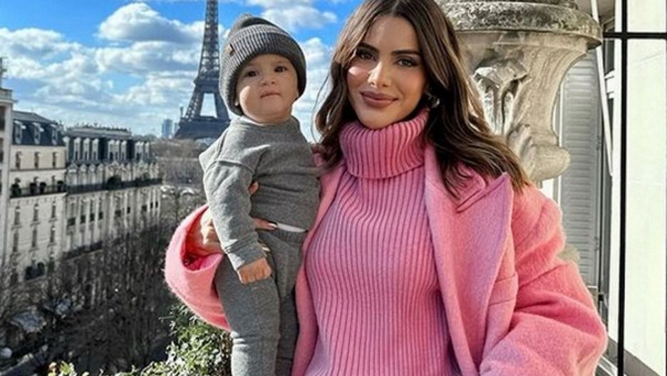 Zdjęcie influencerki z synem spotkało się z ostrą krytyką