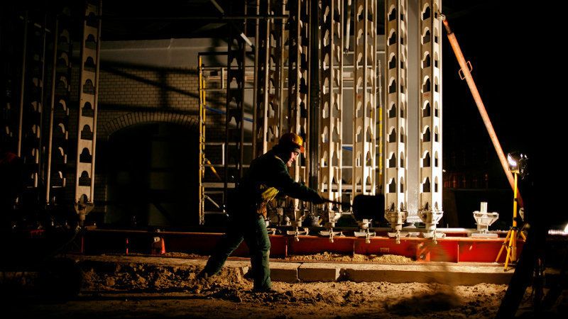 Robotnicy Skanski naprawiali w niedzielę wiadukt nad ulicą Zaporoską