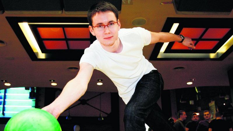Wojciech Leśniewski w bowling zaczął grać w liceum, teraz bierze udział w rozgrywkach ligi akademickiej