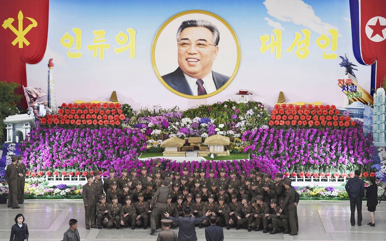 Największe święto w Korei Północnej. Urodziny wiecznego prezydenta