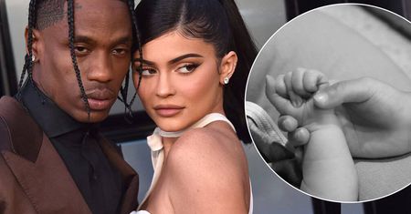 Kylie Jenner i Travis Scott podjęli kontrowersyjną decyzję w sprawie 7-tygodniowego syna. To chyba pierwszy taki przypadek wśród gwiazd