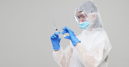 Koronawirus. Rośnie liczba wyzdrowiałych pacjentów. Wśród nich "super roznosiciel"