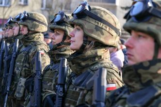 Twoim pracownikiem jest żołnierz WOT? Musisz mu dać wolne na walkę z wirusem, ale nie musisz mu płacić