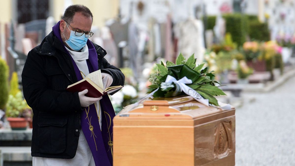 Koronawirus zabił 13-latkę.