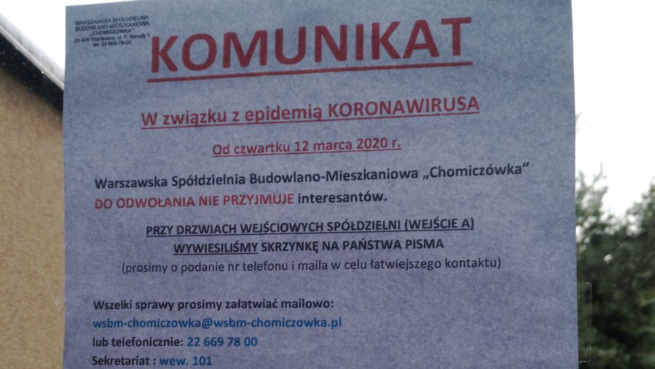 Zamykane są urzędy i instytucje. Czy wszystko da się załatwić przez internet?
