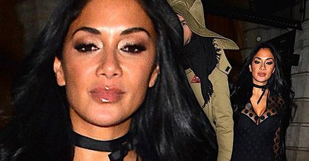 Nicole Scherzinger w odkrytych sandałkach i jej młodszy o ponad dekadę facet w zimowej kurtce na kolacji!