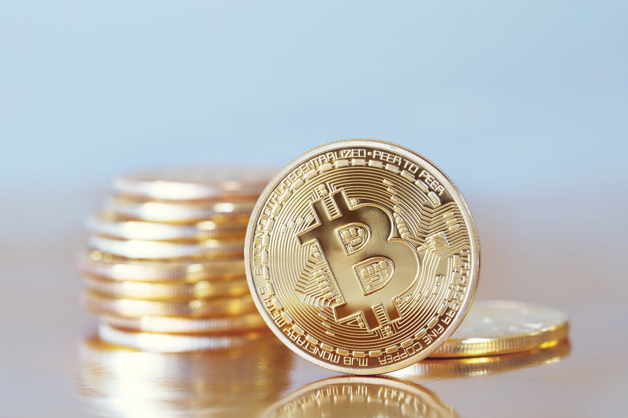 Załamanie kursu bitcoina po słowach szefa JPMorgan. "Kryptowaluta to oszustwo"