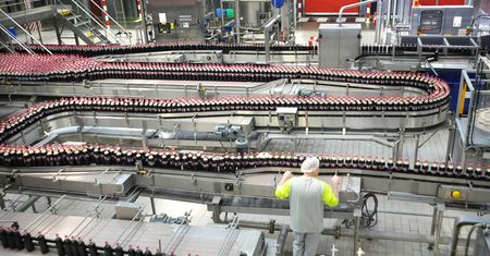 Coca-Cola inwestuje w Polsce pół miliarda złotych