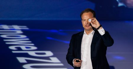 PZU GO wezwie pomoc kilka sekund po wypadku. Polacy mają pierwszy taki system w Europie