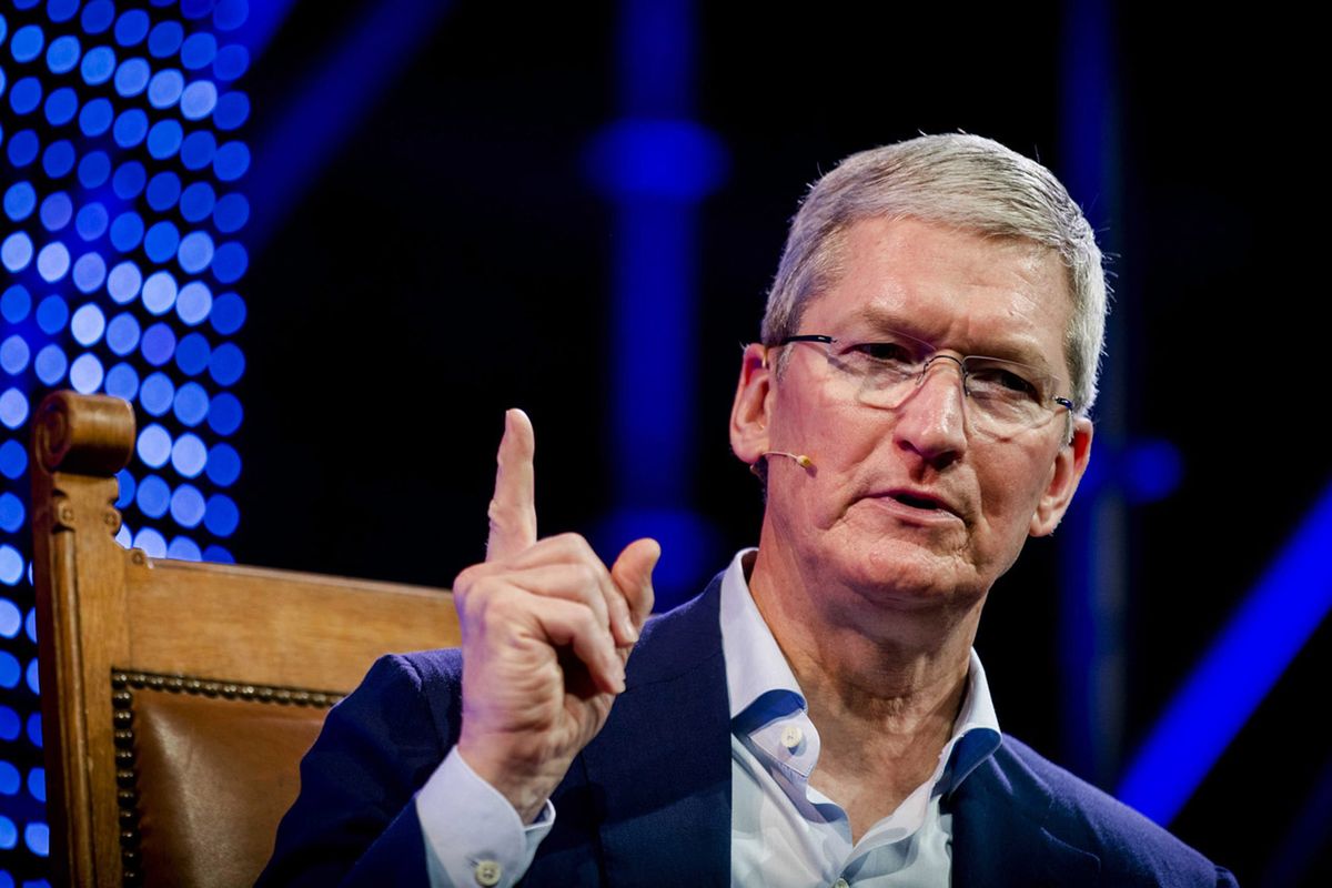 Apple pracuje nad technologią autonomicznych samochodów. Tim Cook potwierdza