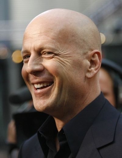 Bruce Willis ma słabość do czerwieni