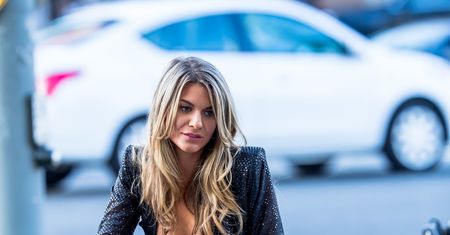 Półnaga Rachel McCord na premierze filmu
