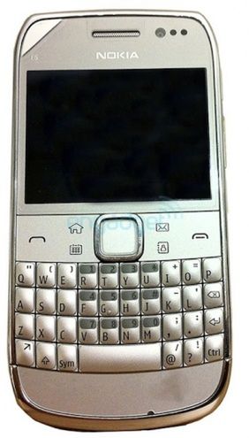 Nokia E6-00 na pierwszych zdjęciach