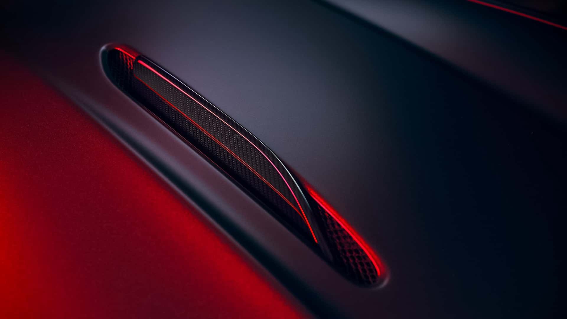 Aston Martin Vantage S