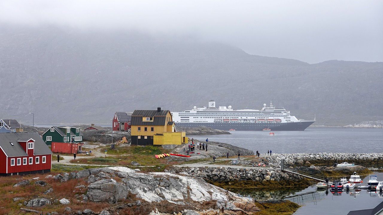 Dania gotowa wysadzić własne lotniska na Grenlandii – tak bała się inwazji Trumpa w styczniu 2026