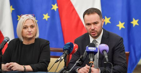 "Obiekt" był na radarze i nagle zniknął. Wojewoda ujawnia