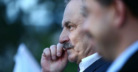 Pandemia nie oszczędza milionerów. Marek Jakubiak stracił 4 mln zł