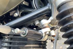 Co to jest amortyzator skrętu i jak działa. Zobacz, do czego się przydaje