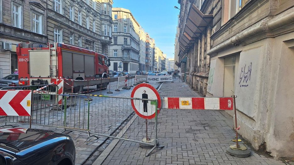 28.11.2025 - Interwencja straży w kamienicy na wrocławskim Nadodrzu