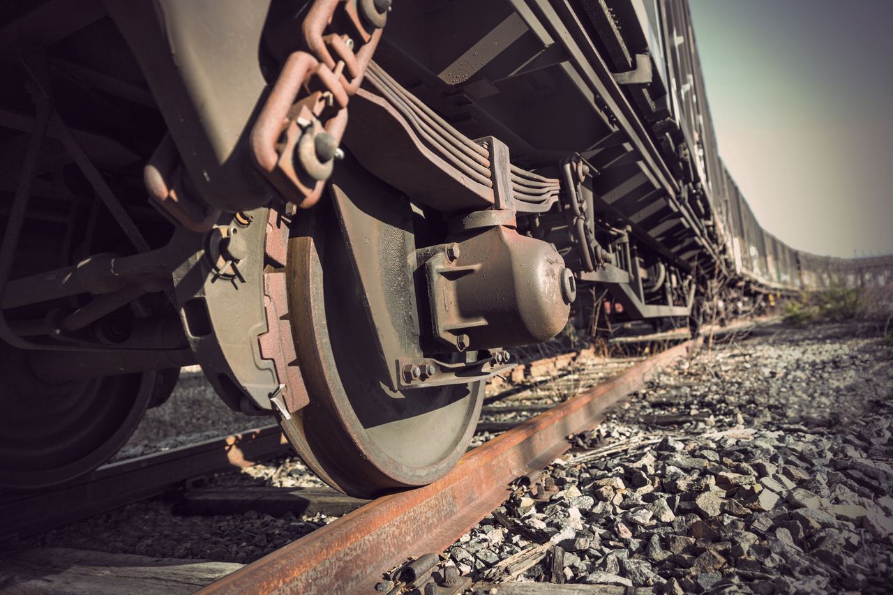 Dąbrowa Górnicza: Drugie życie szwedzkich szyn. Płyną z Ystad