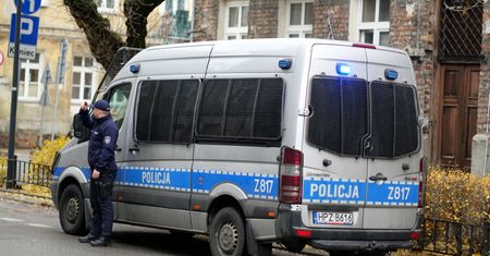 Przyjechała po dziecko. Natychmiast wezwano policję