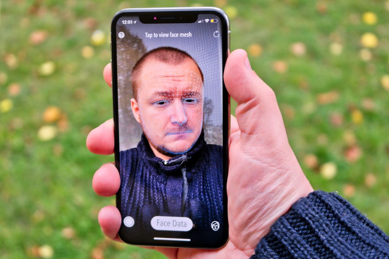 TrueDepth w iPhonie X to coś więcej niż rozpoznawanie twarzy i animowane emotki