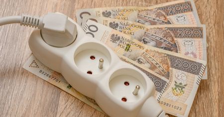 Rachunki za prąd spadną w oczach. Wielu Polaków nie ma pojęcia