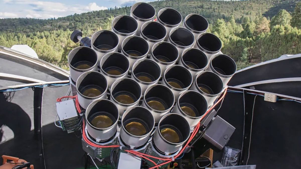 168 obiektywów Canona utworzy megateleskop. Ich koszt to ponad 7,5 miliona złotych 1