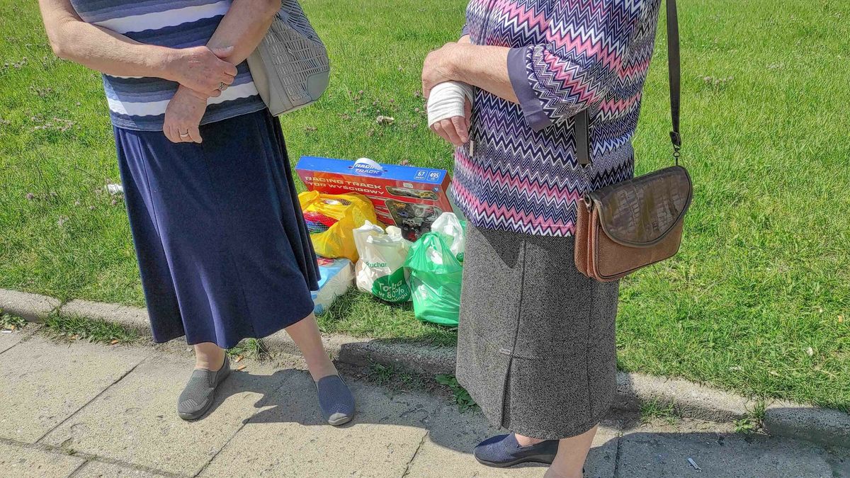reporter_baza_2022-08
11.08.2022 Lodz. Kobiety w wieku emerytalnym na przystanku autobusowym. Fot. Piotr Kamionka/REPORTER
Piotr Kamionka/REPORTER