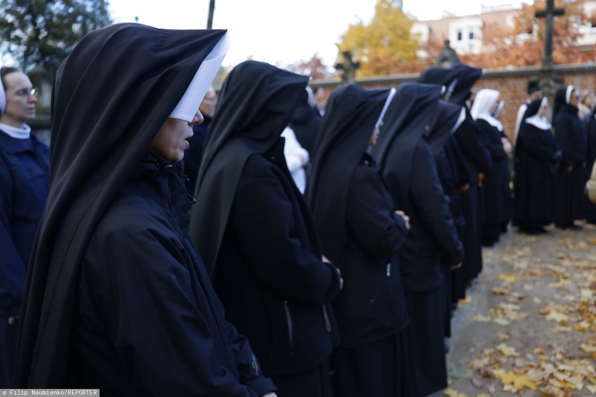 W Polsce mieszka i pracuje około 17 tysięcy sióstr zakonnych