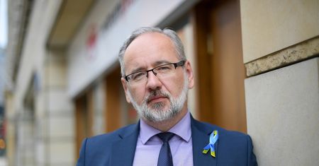 Koronawirus znów atakuje. Niedzielski: pojawiają się nowe mutacje